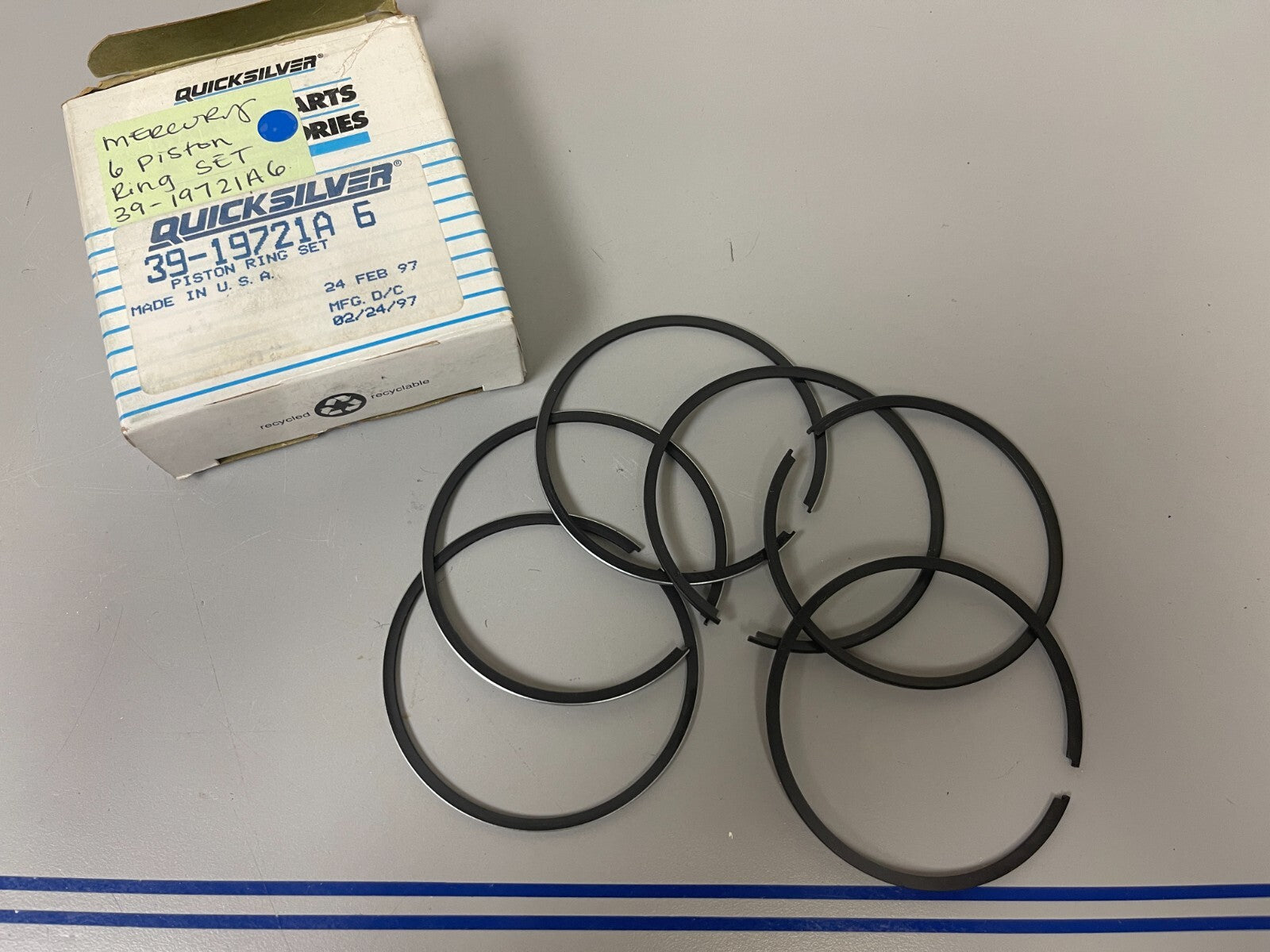 *NEW OEM* 0810 Mercury Quicksilver 6 Piston Ring Set 39-19721A6