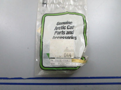 *NEW OEM* 0810 Arctic Cat Bellypan Plug 0616-044