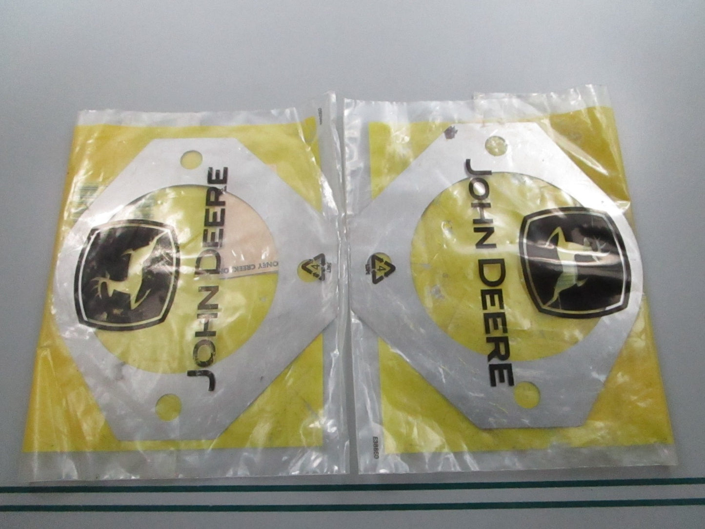 NEW OEM (LOT OF 2) T121378 John Deere Shim 0810