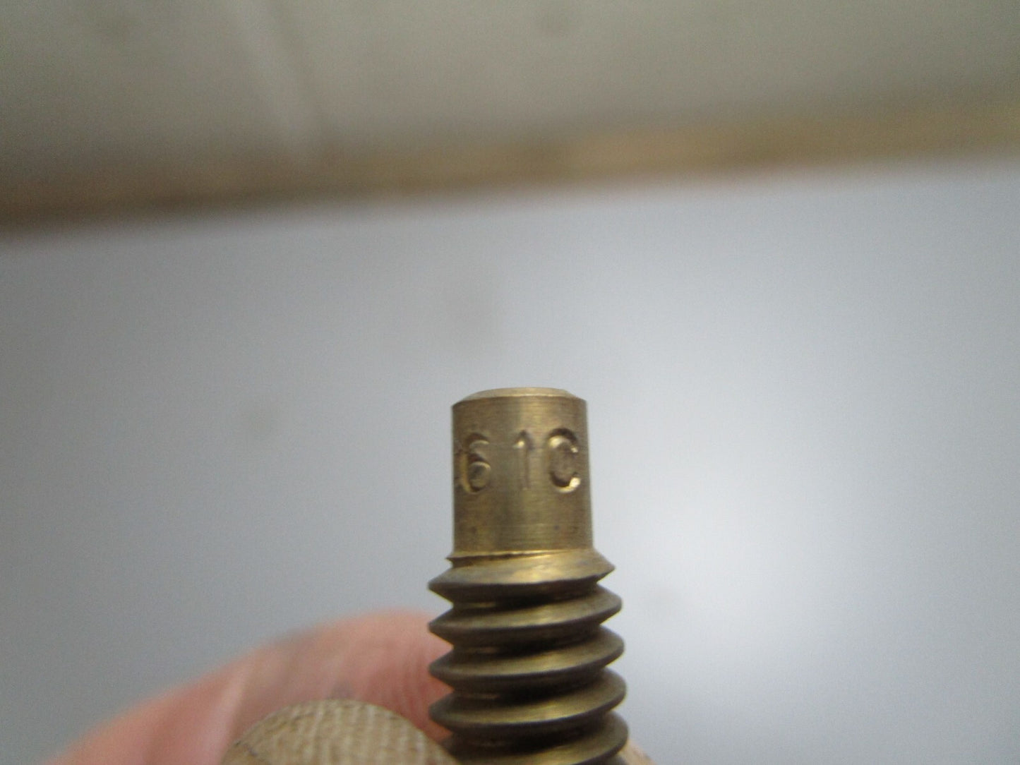 *NEW OEM* 0770 OMC Johnson Evinrude .061 Orifice (61c) 320661 0320661