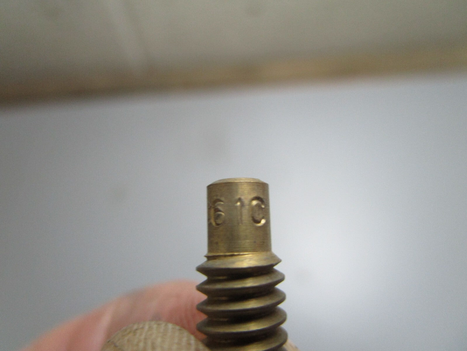 *NEW OEM* 0770 OMC Johnson Evinrude .061 Orifice (61c) 320661 0320661