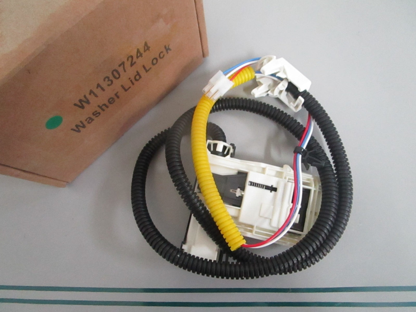 Whirlpool W11307244 Washer Lid Lock Assy Top Load Maytag Amana NEW OEM 0820