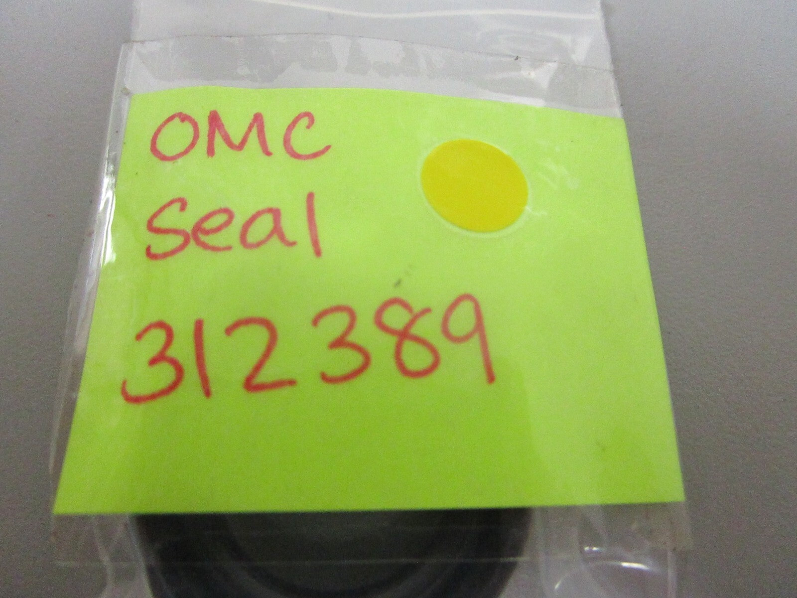 *NEW OEM* 0810 OMC Johnson Evinrude Seal 312389 0312389