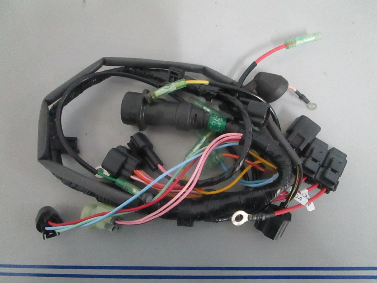 *NEW OEM* 0820 Mercury Quicksilver 75-90HP Harness 84-804290