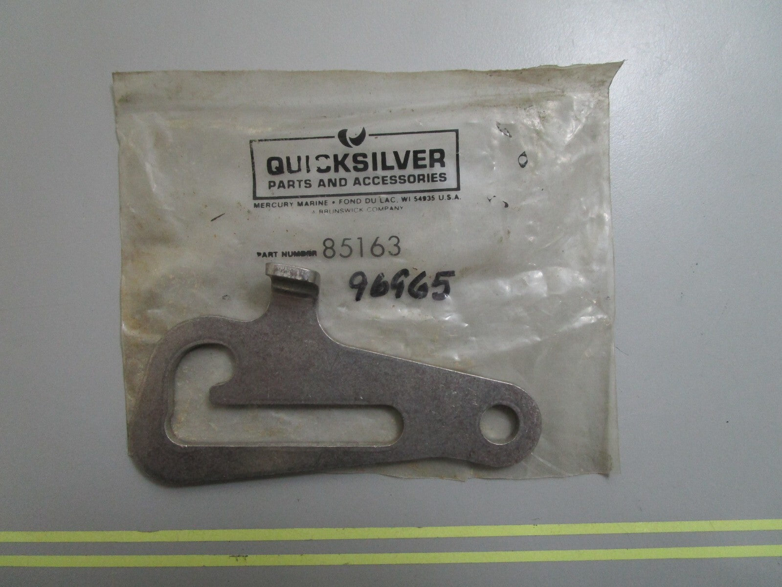 *NEW OEM* 0810 Mercury Quicksilver Lever 96965 (85163)