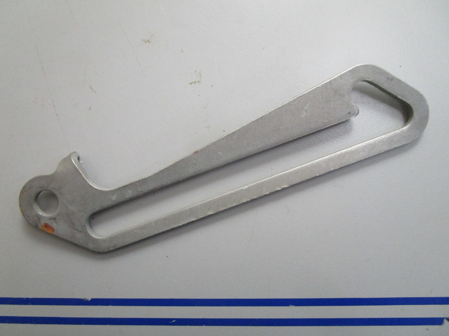 *NEW OEM* 0820 OMC Johnson Evinrude Tilt Lock 329498 0329498