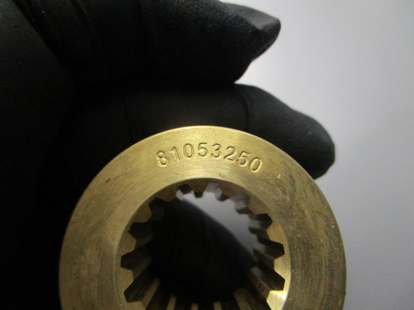 *NEW OEM* 0810 OMC Johnson Evinrude Aluminum Bushing Kit 765190 0765190