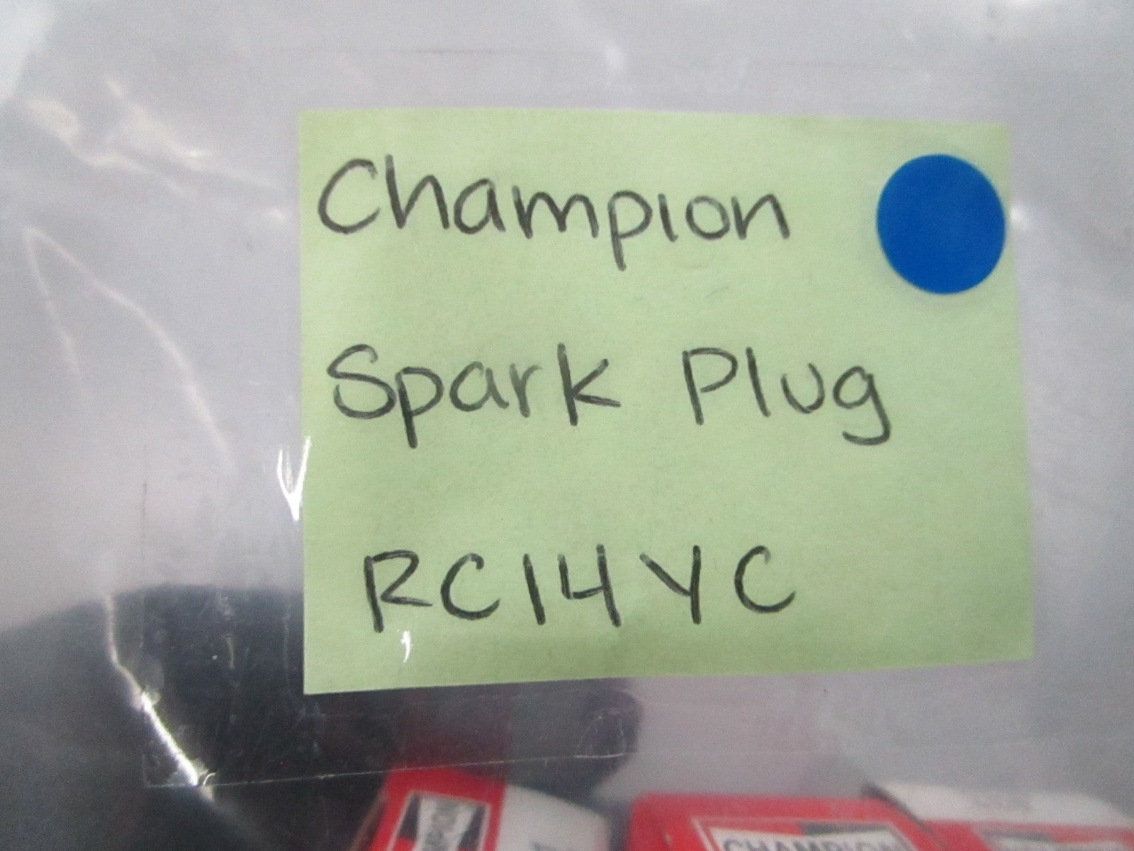 *NEW* (LOT OF 5) 0810 Champion Spark Plug RC14YC