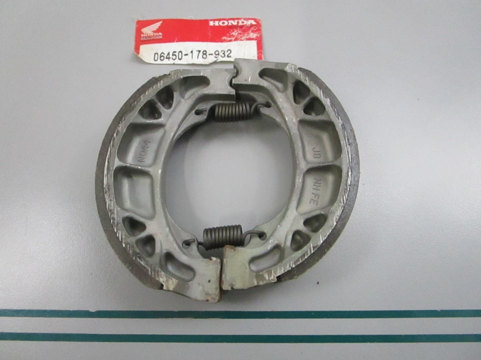 NEW OEM 06450-178-932 Honda Brake Shoe Set 0810