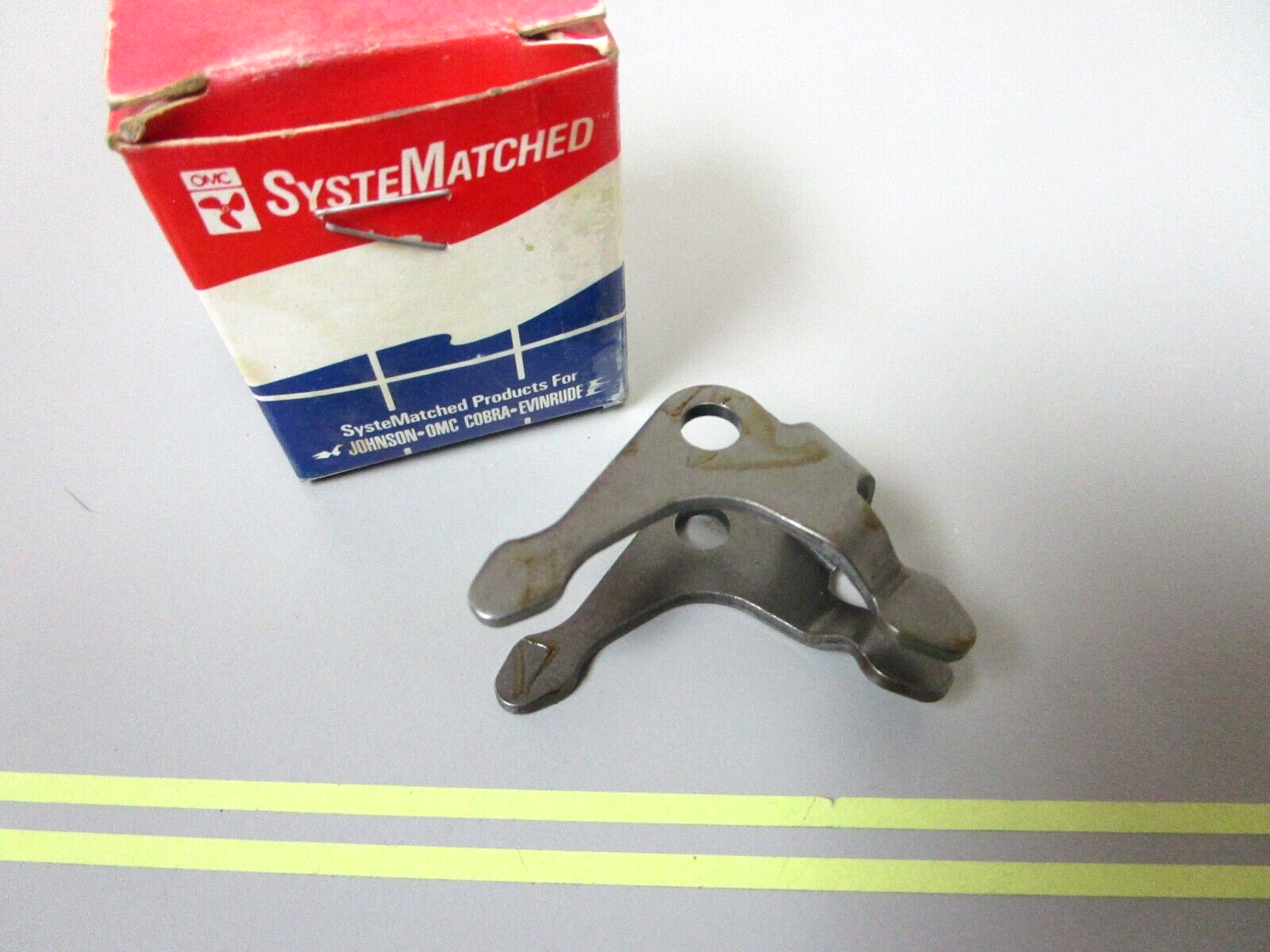 *NEW OEM* 0750 OMC Johnson Evinrude SHIFT CRADLE 322938 0322938