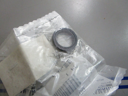 *NEW OEM* 0810 Yamaha Trim Dust Seal 6AW-43822-00-00