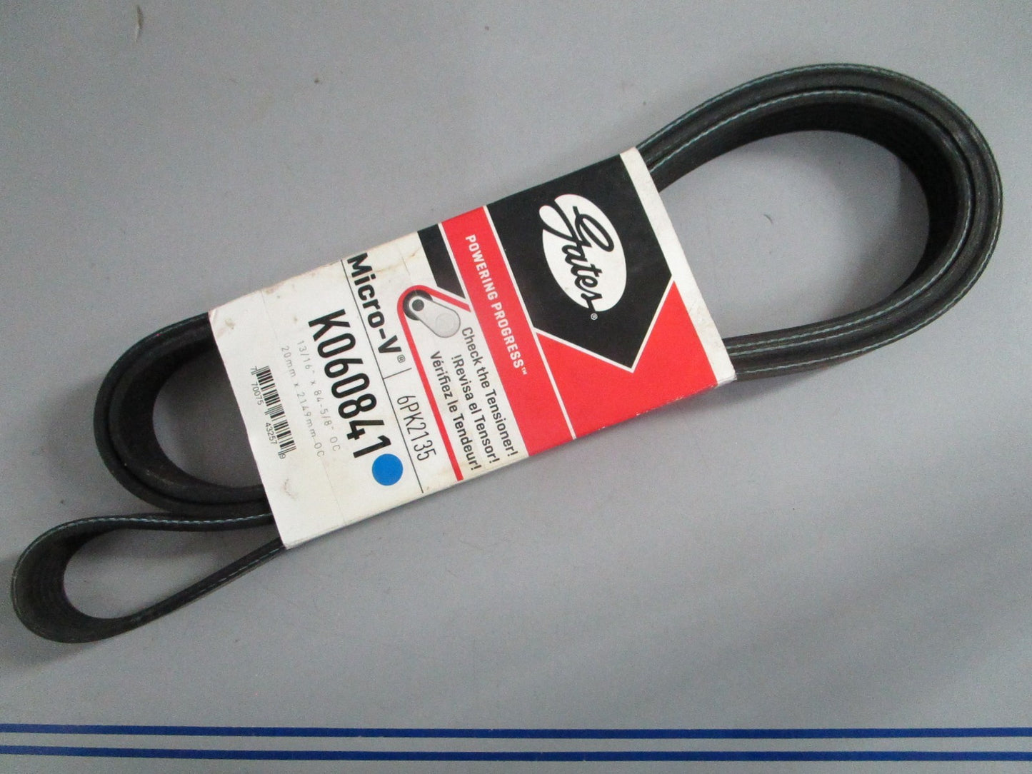 NEW K060841 Gates Micro-V Serpentine Belt 0820