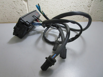 *NEW OEM* 0820 OMC Johnson Evinrude Junction Box & Cover Assy 583910 0583910