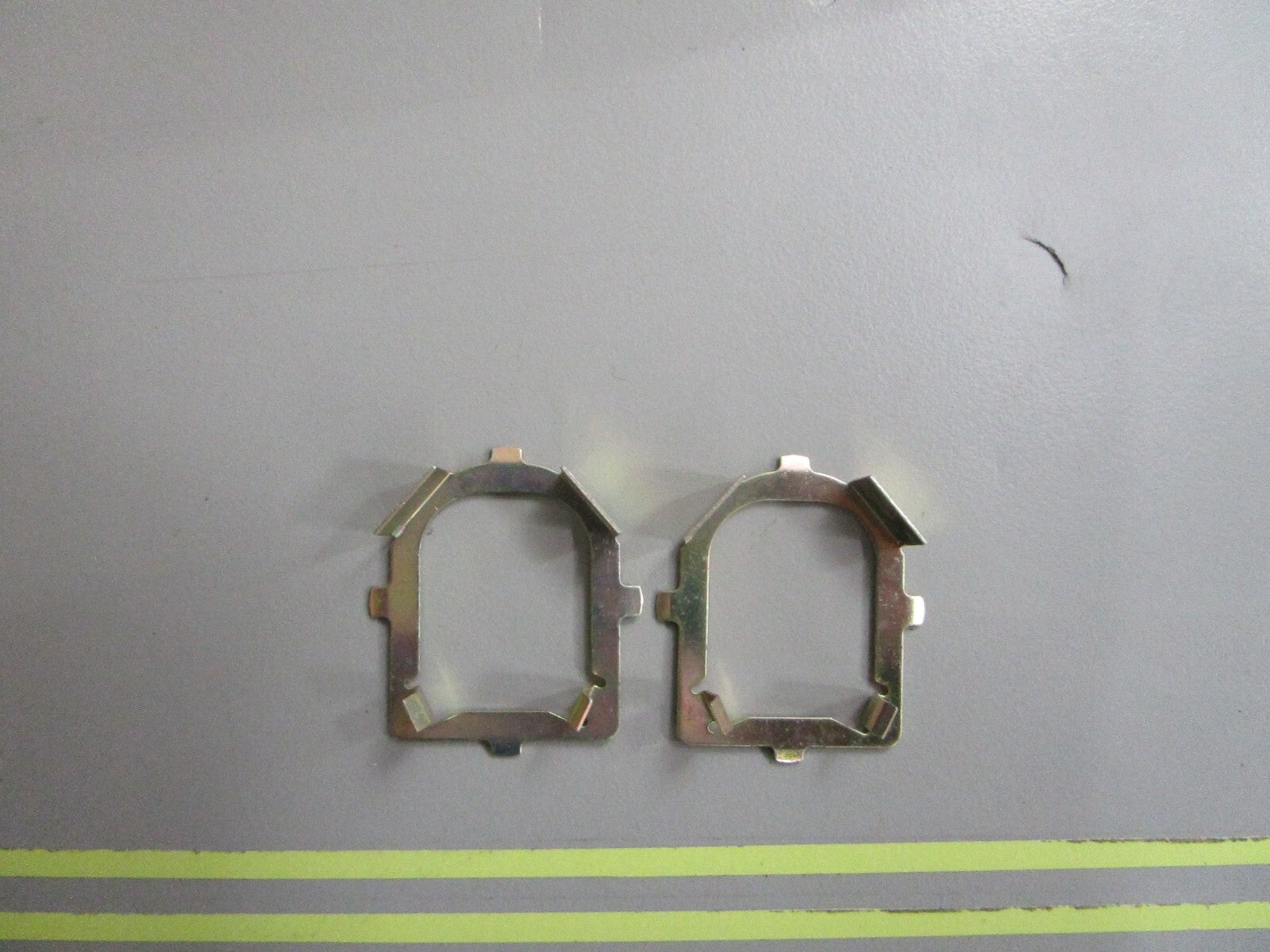 *NEW OEM* (LOT OF 2) 0810 OMC Johnson Evinrude Retaining Clip 126565 0126565