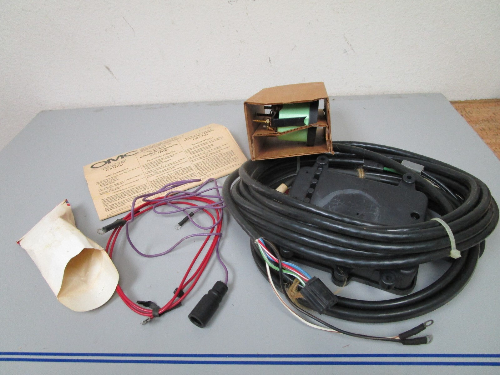 *NEW OEM* 0720 OMC Johnson Evinrude Junction Box & Trim Assembly 174181 0174181