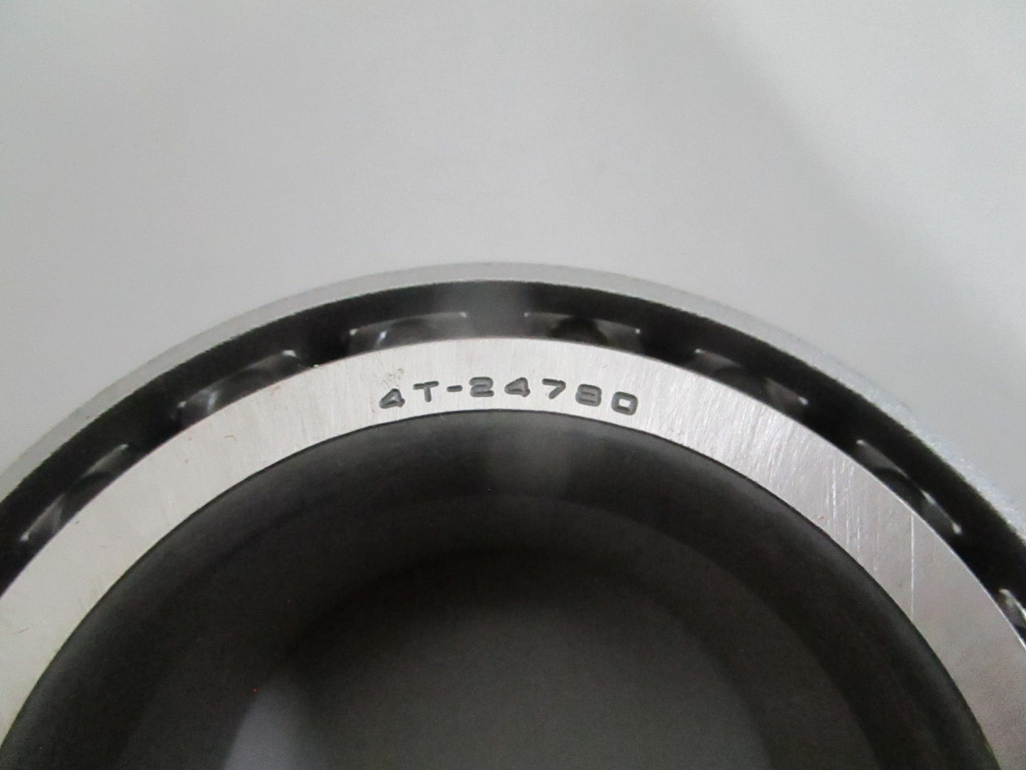 NEW OEM 4T-24780 NTN Tapered Roller Bearing 0820
