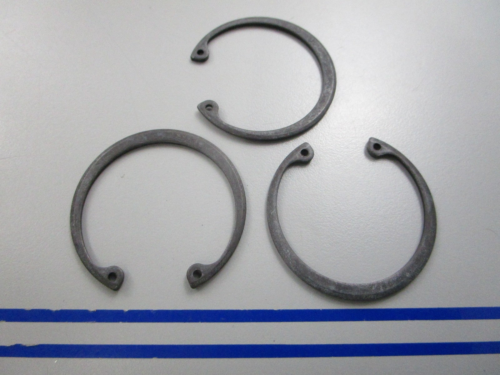 NEW OEM (LOT OF 3) 332934 0332934 OMC Johnson Evinrude Retaining Ring 0810