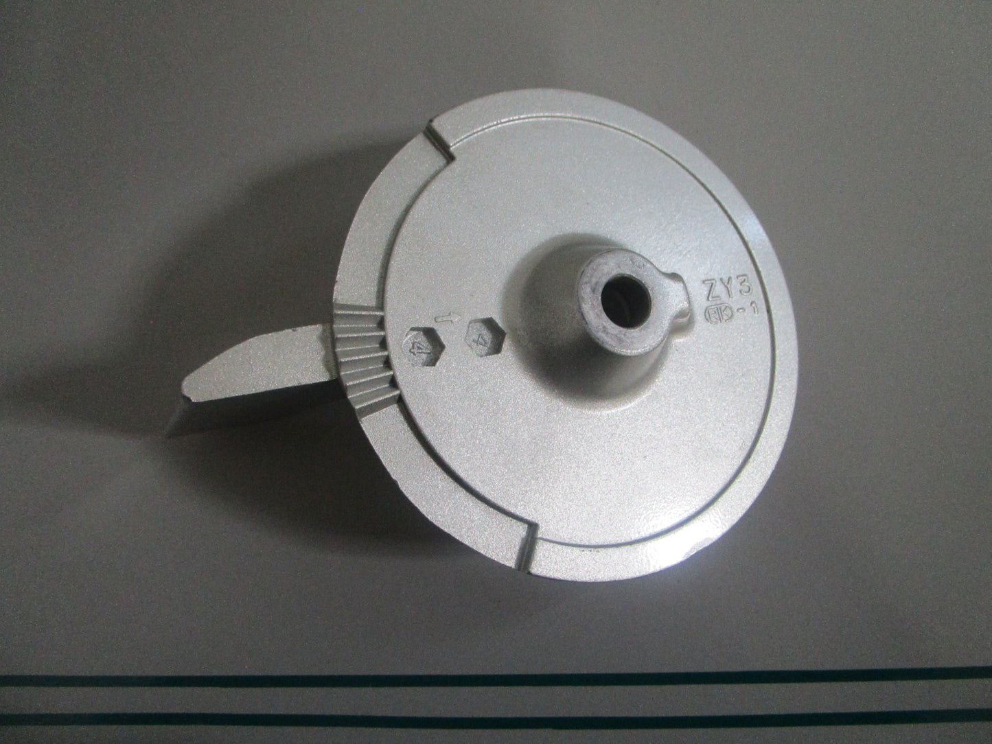 NEW OEM 41107-ZY3-000ZA Honda Anode 0820