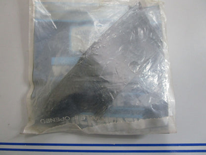 *NEW OEM* 0770 Mercury Quicksilver Cover Port BL 825796F1