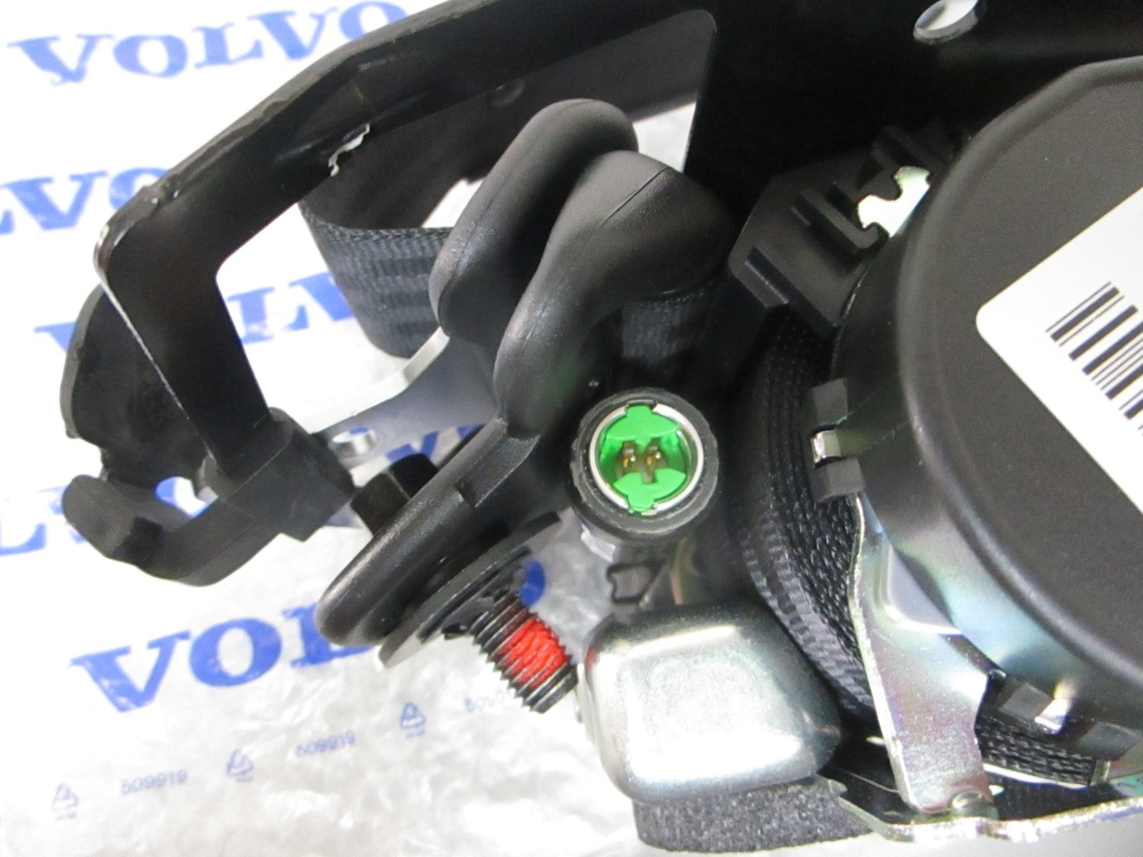 NEW OEM 31351464 Volvo Penta XC90 Lap & Shoulder Seat Belt 0720