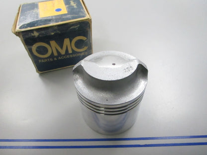 NEW OEM 377563 0377563 OMC Johnson Evinrude Piston 0810