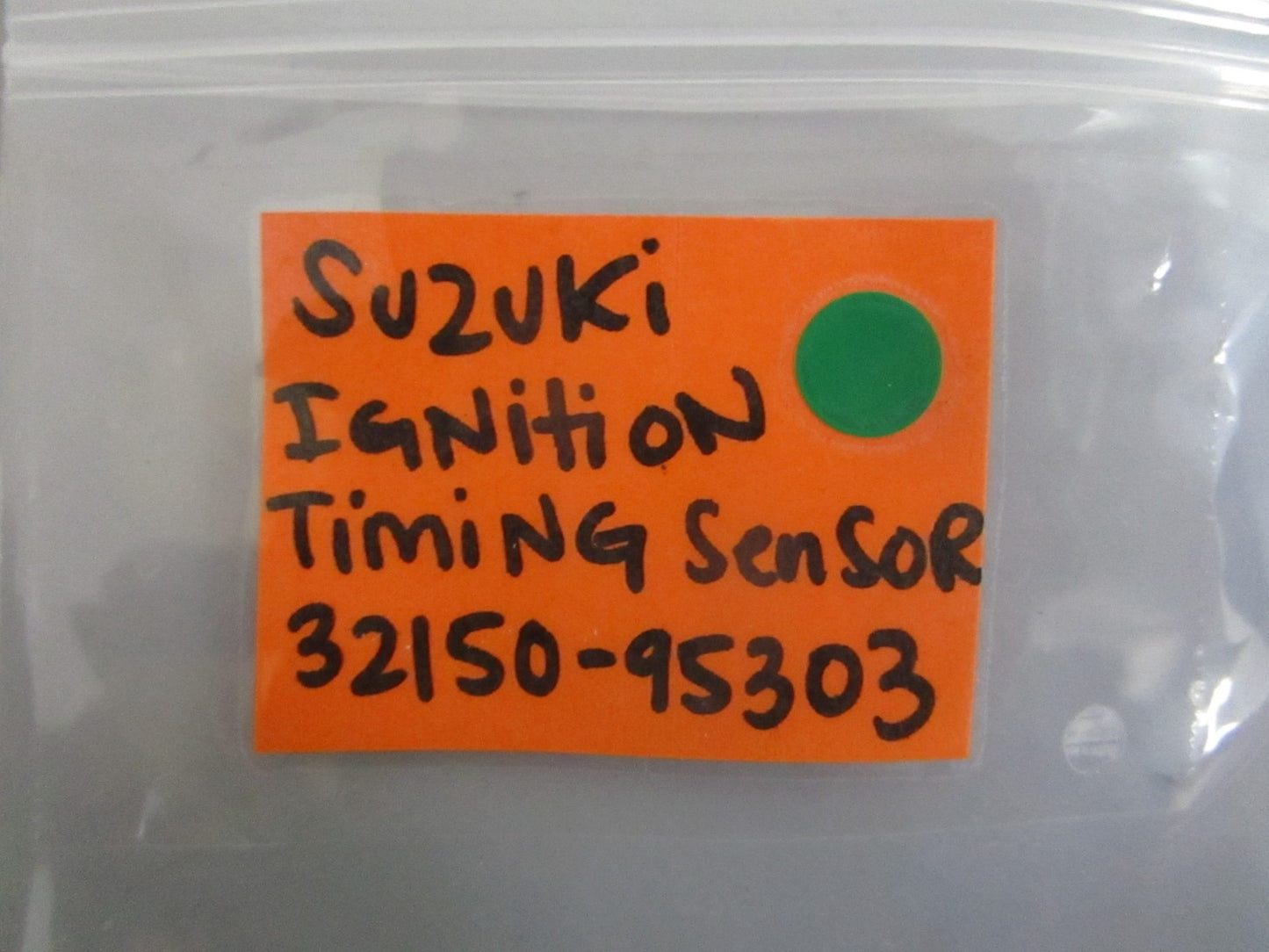 NEW OEM 32150-95303 Suzuki Ignition Timing Sensor 0820