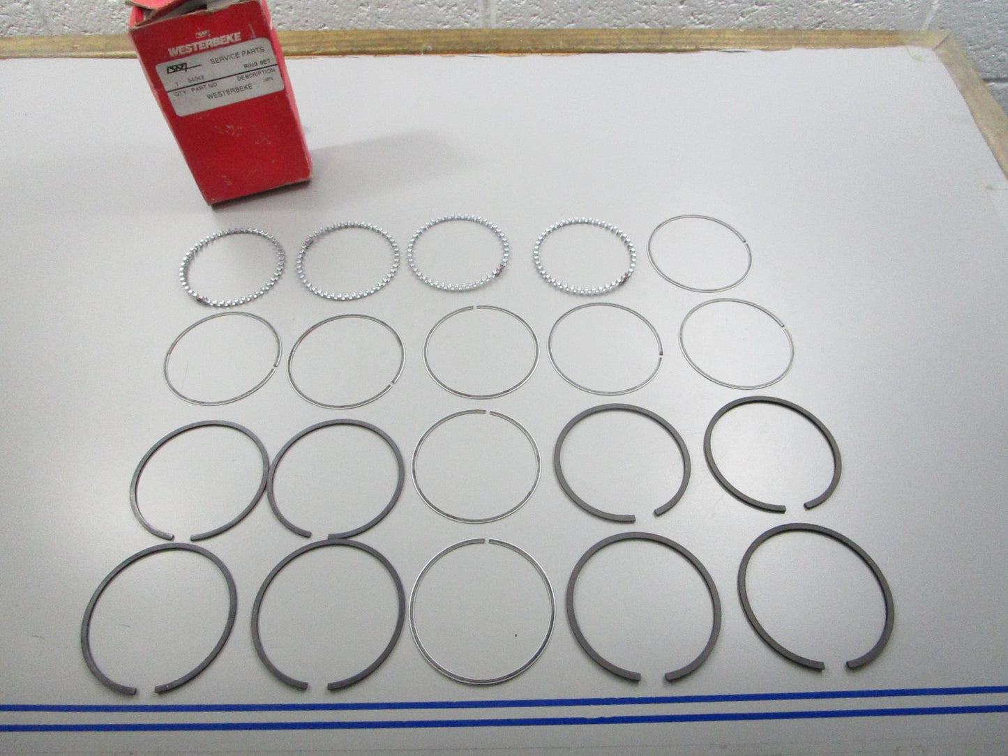 NEW OEM 34042 Westerbeke Ring Set 0810