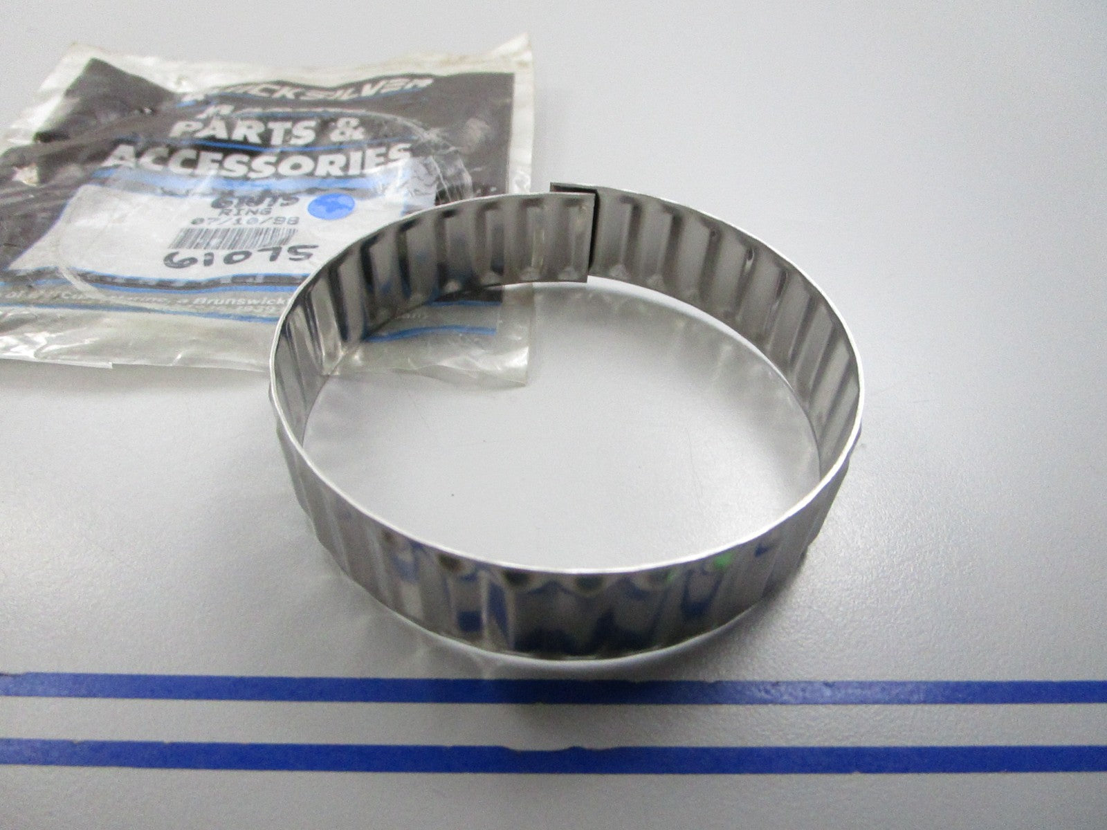 NEW OEM 61075 Mercury Quicksilver Ring 0810
