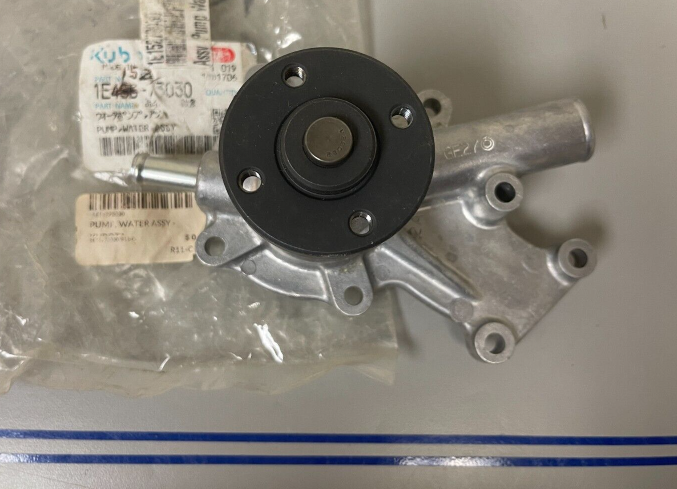 *NEW OEM* 0720 Kubota Water Pump Assembly 1E496-73030