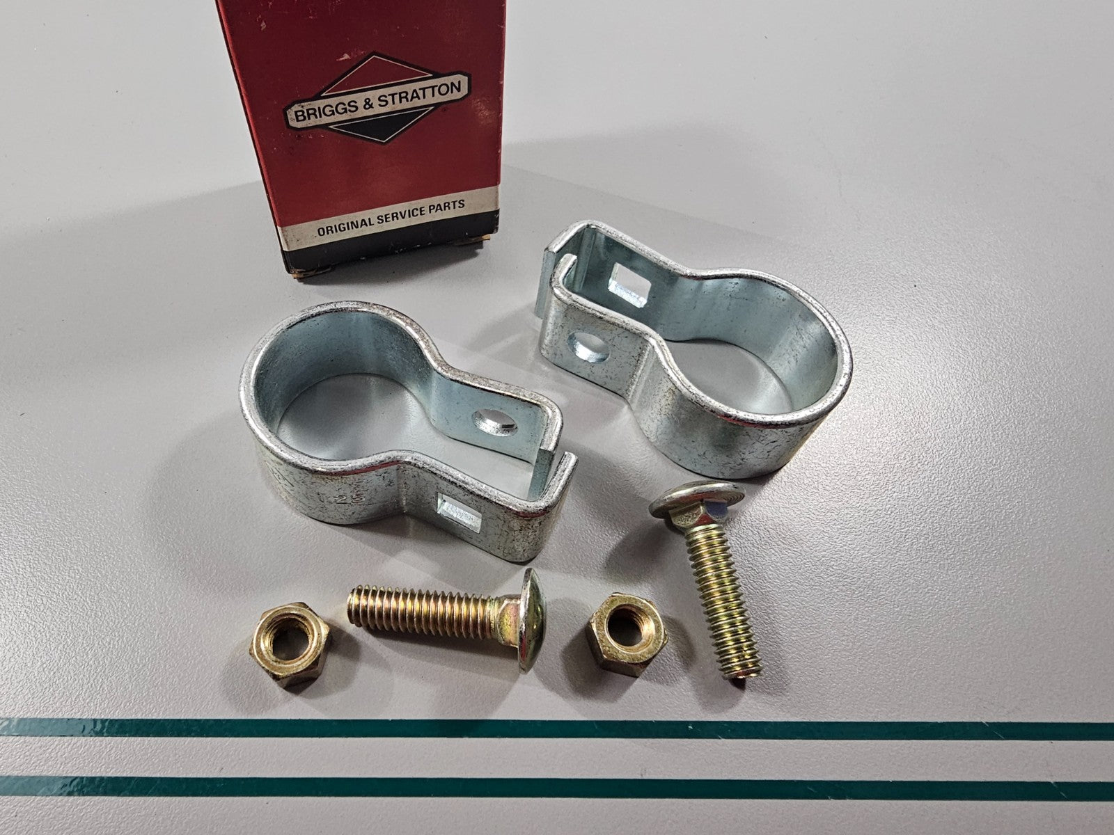 NEW OEM (LOT OF 2) 392649 Briggs & Stratton Clamp 0810