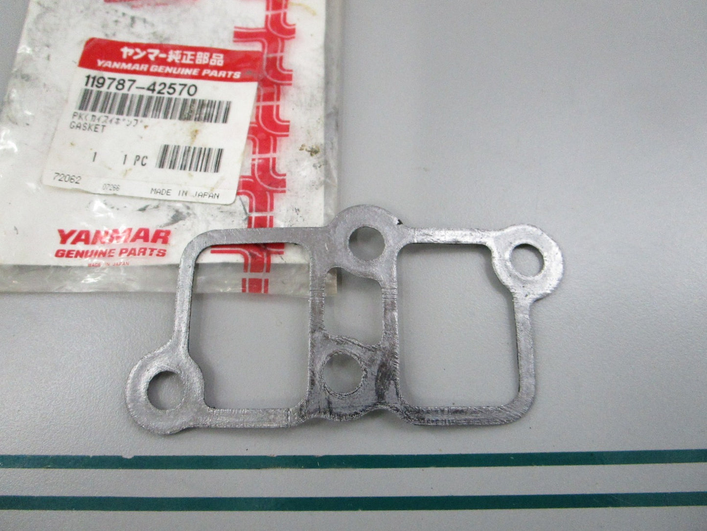 NEW OEM 119787-42570 Yanmar Gasket 0810