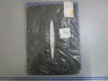 *NEW OEM* 0820 Volvo Penta Mounting Kit 854932
