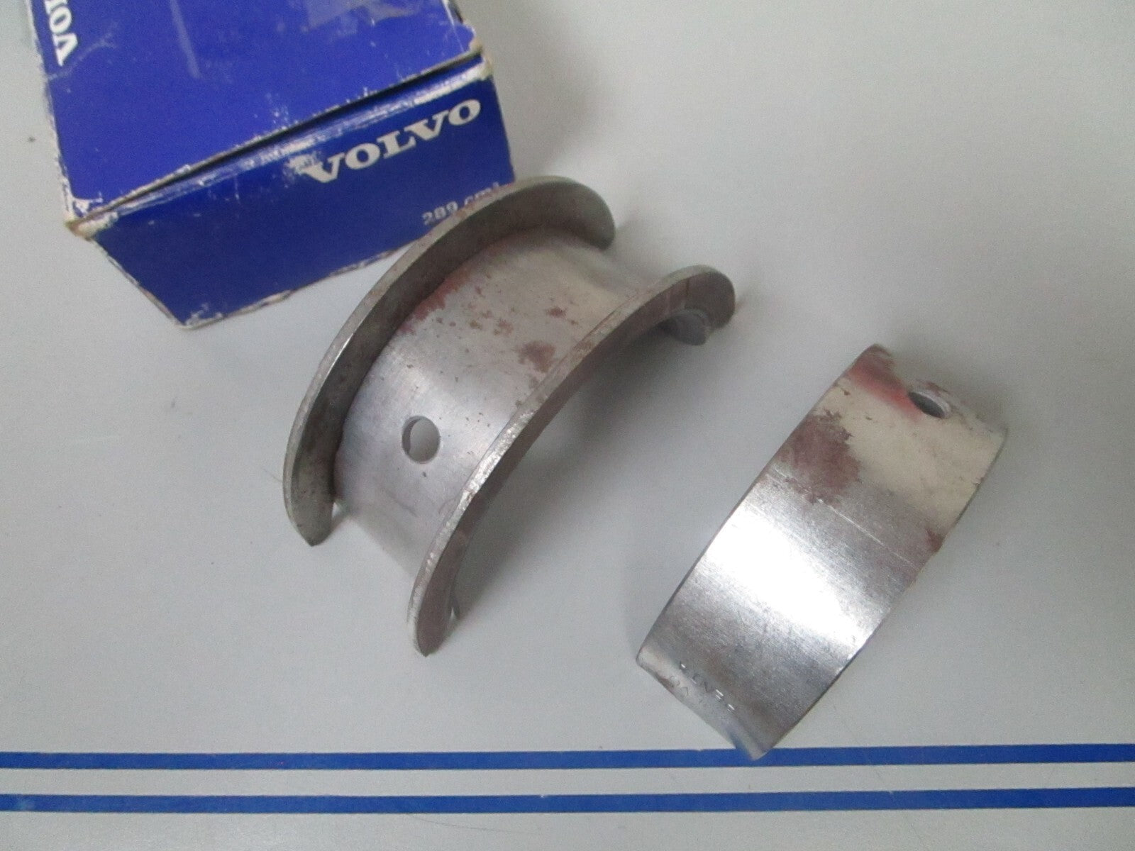 *NEW OEM* 0720 Volvo Penta Bearing Set 876519