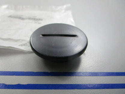 NEW OEM 90340-32080-00 Yamaha Plug 0810