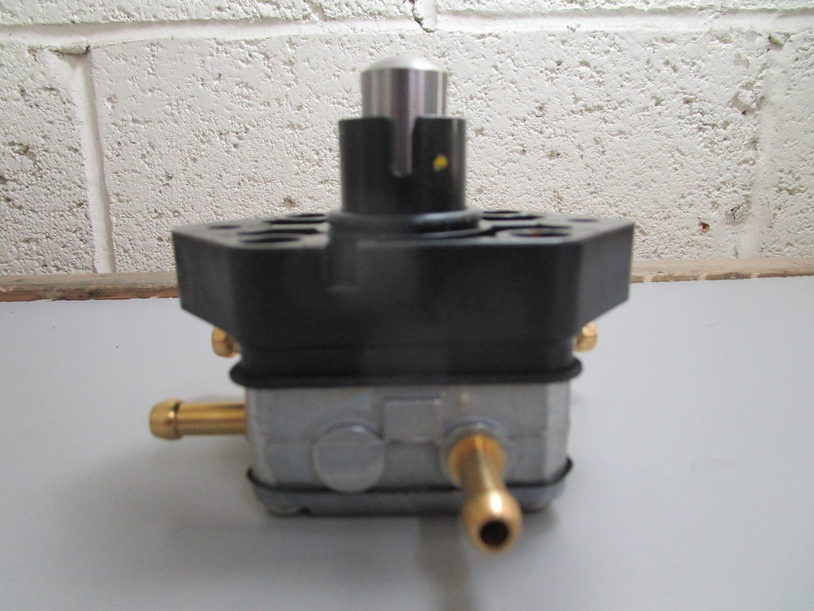 *NEW OEM* 0820 Mercury Quicksilver Fuel Pump 8M0141827 8M4504411
