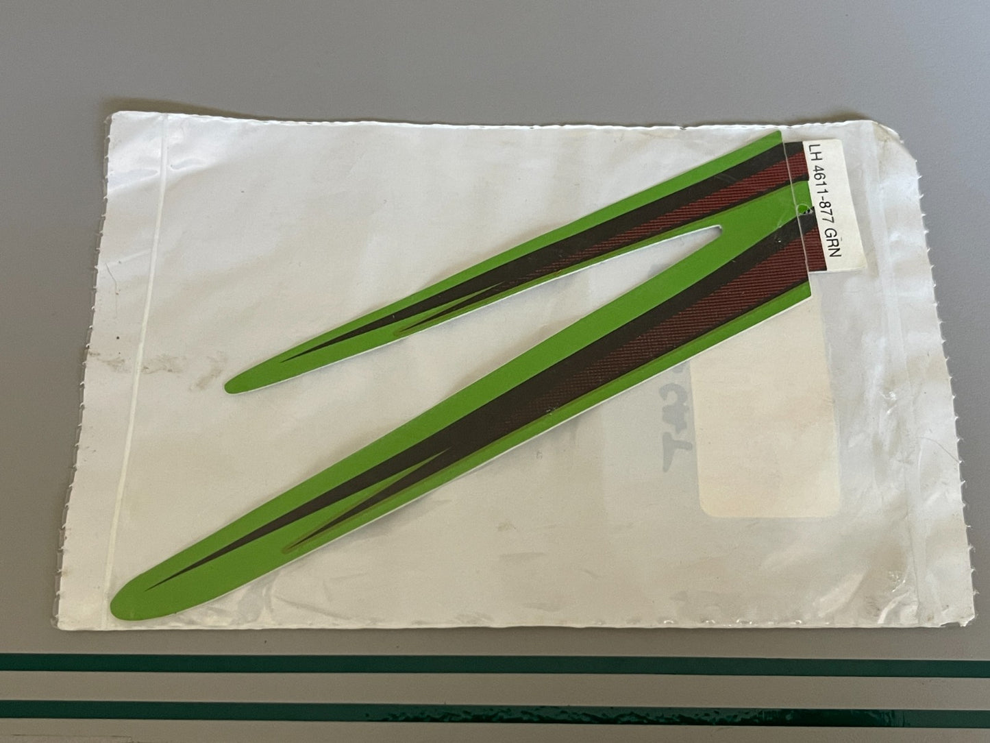 NEW OEM 4611-877 Arctic Cat Green Left Hood Vent Decal 0810