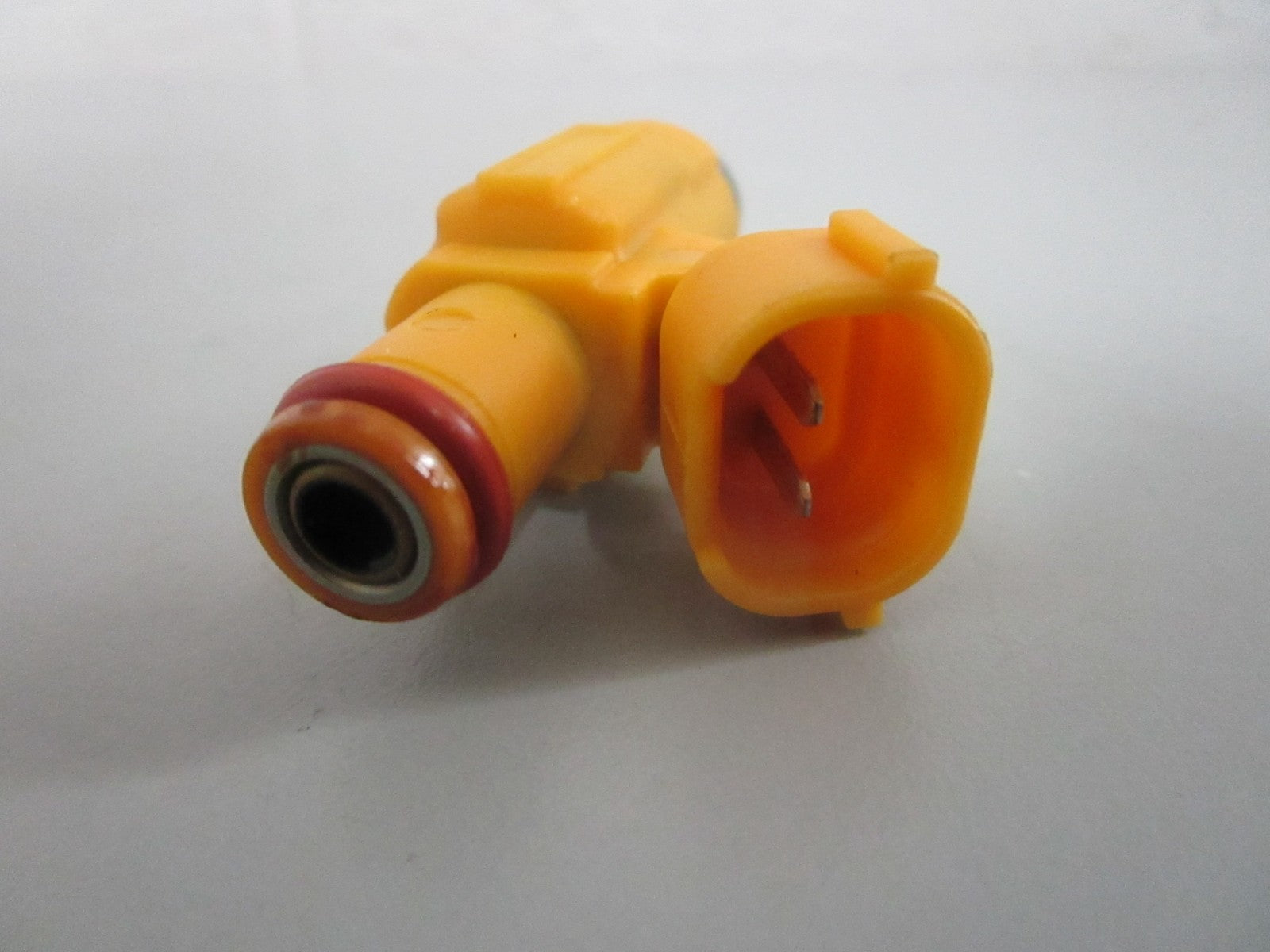 *NEW OEM* 0820 Yamaha Fuel Injector 63P-13761-01-00
