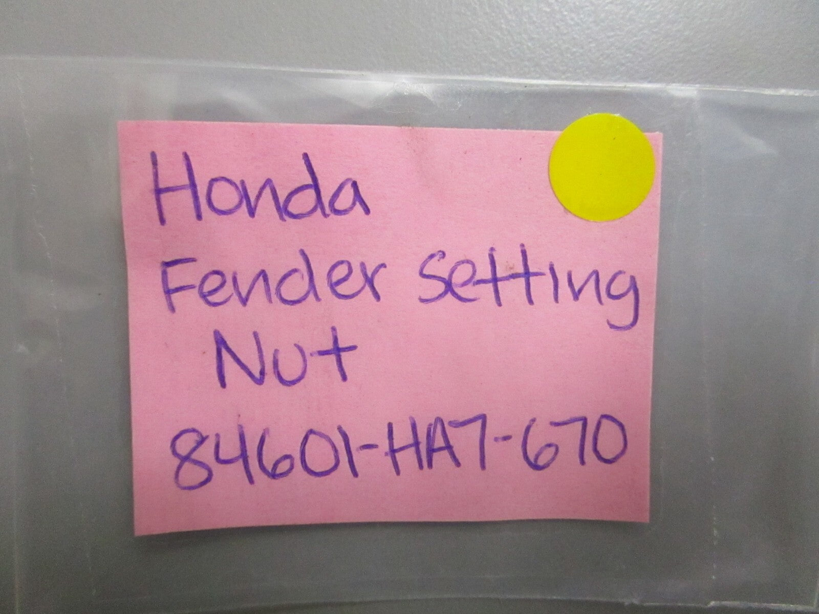*NEW OEM* 0810 Honda Fender Setting Nut 84601-HA7-670