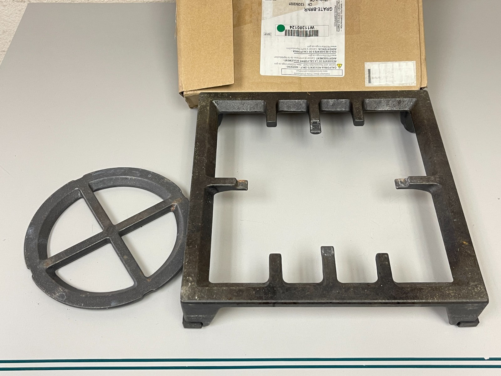 Whirlpool NEW OEM Cast Iron Burner Grate W11380124 KitchenAid Gas Range 0720