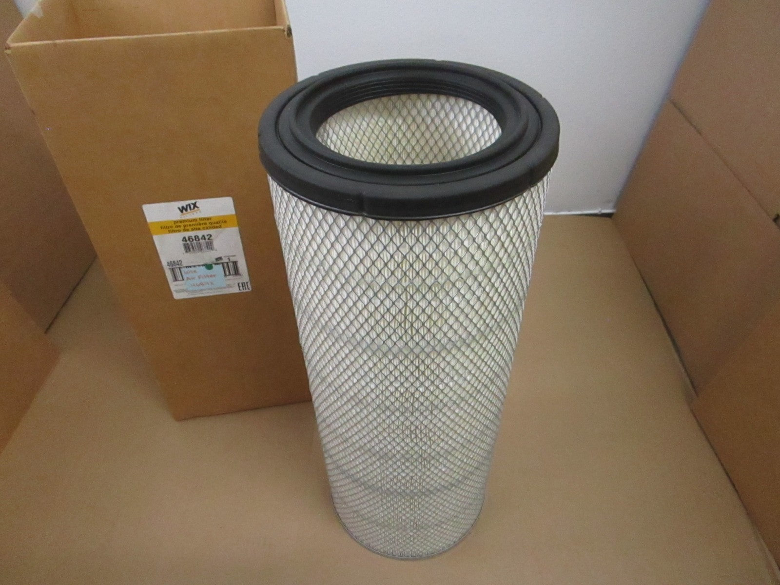 NEW OEM 46842 Wix Air Filter 0820