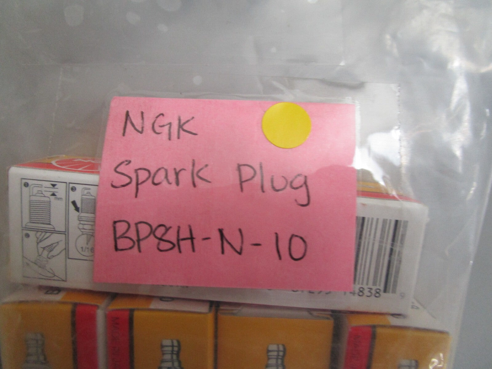 *NEW* (LOT OF 5) 0810 NGK Spark Plug BP8H-N-10