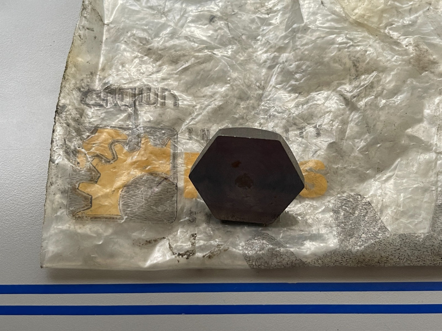 *NEW OEM* 0720 Crown Drain Plug 112156