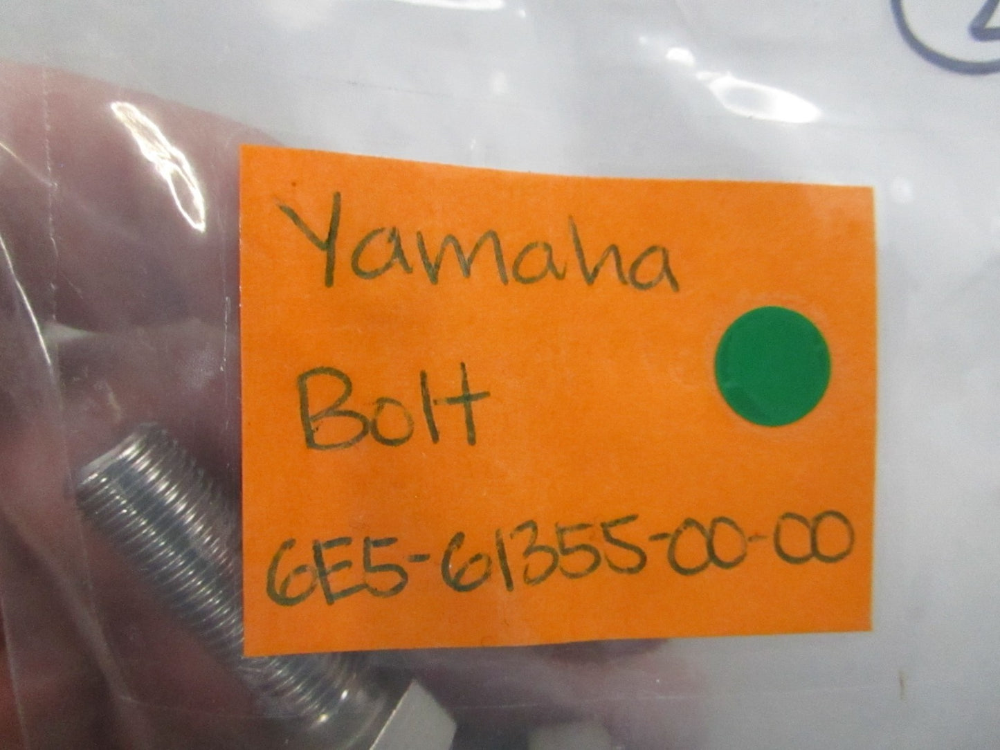 NEW OEM 6E5-61355-00-00 Yamaha Bolt 0810