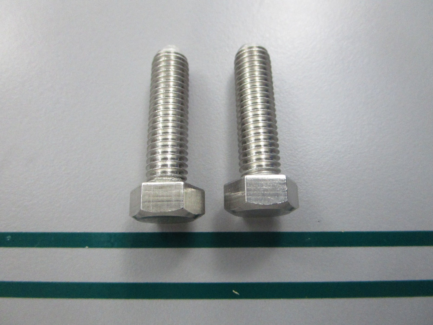 NEW OEM (LOT OF 2) 10-95416M Mercury Quicksilver Bolt 0810