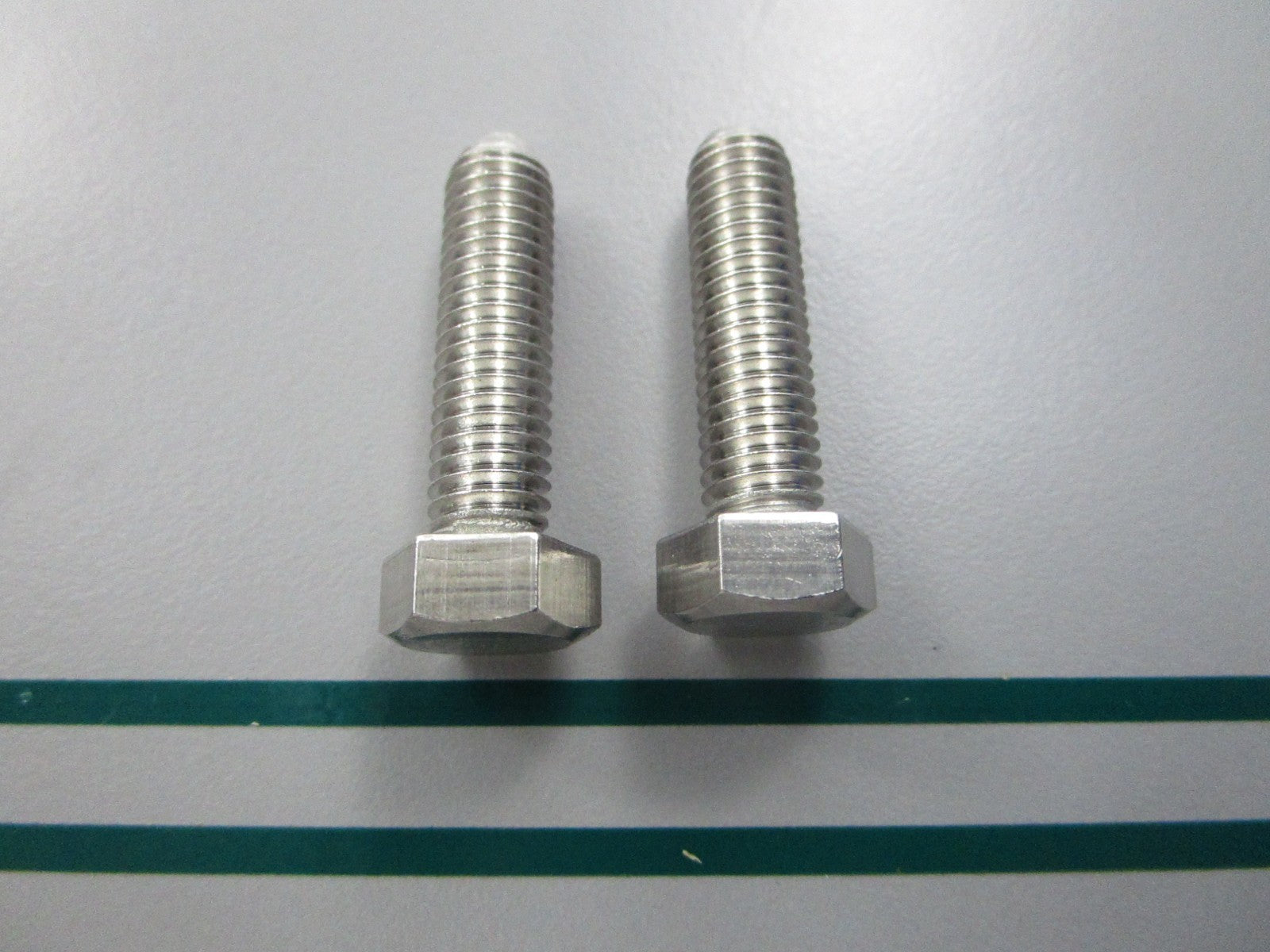 NEW OEM (LOT OF 2) 10-95416M Mercury Quicksilver Bolt 0810