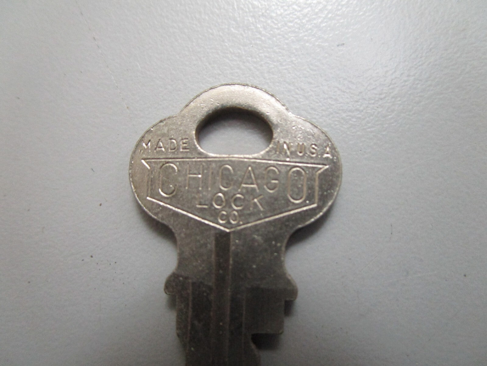 *NEW OEM* 0810 OMC Johnson Evinrude Ignition Key KF26 501541 0501541