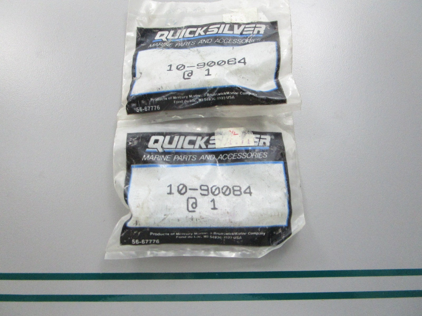 NEW OEM (LOT OF 2) 10-90084 Mercury Quicksilver Screw 0810