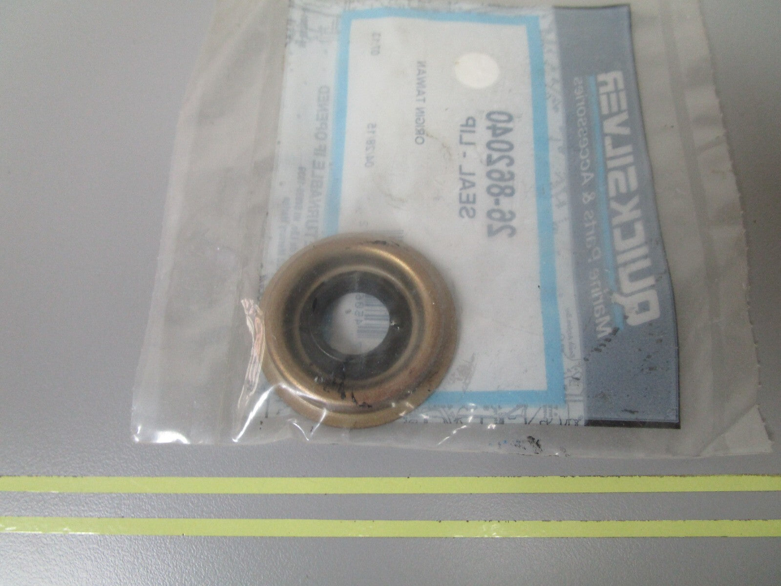 *NEW OEM* 0810 Mercury Quicksilver Lip Seal 26-862040