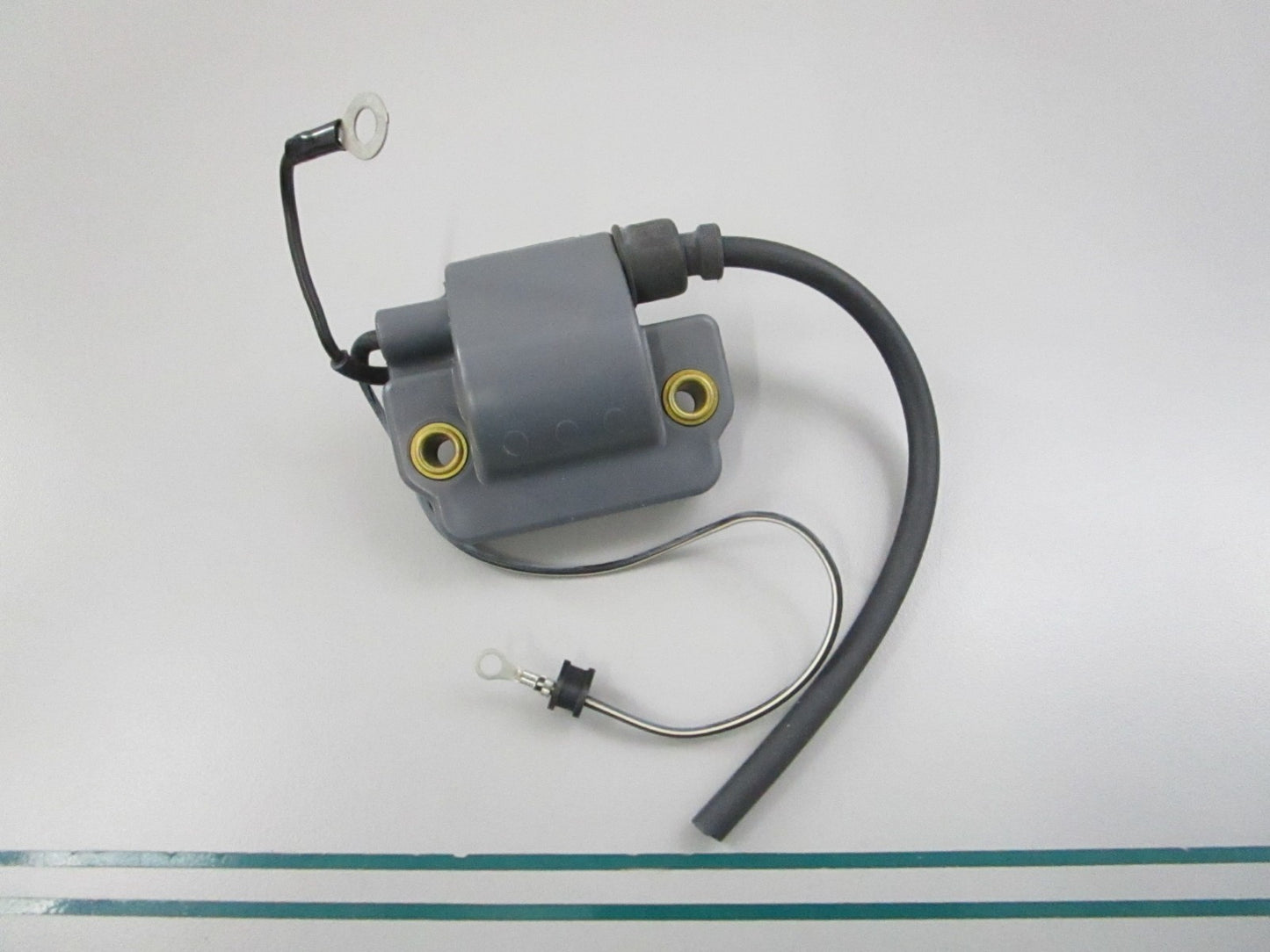 NEW OEM 697-85570-10-00 Yamaha Ignition Coil Assembly 0810