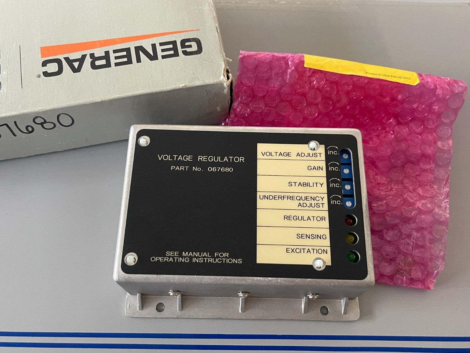 *NEW OEM* 0720 Generac Voltage Regulator 067680